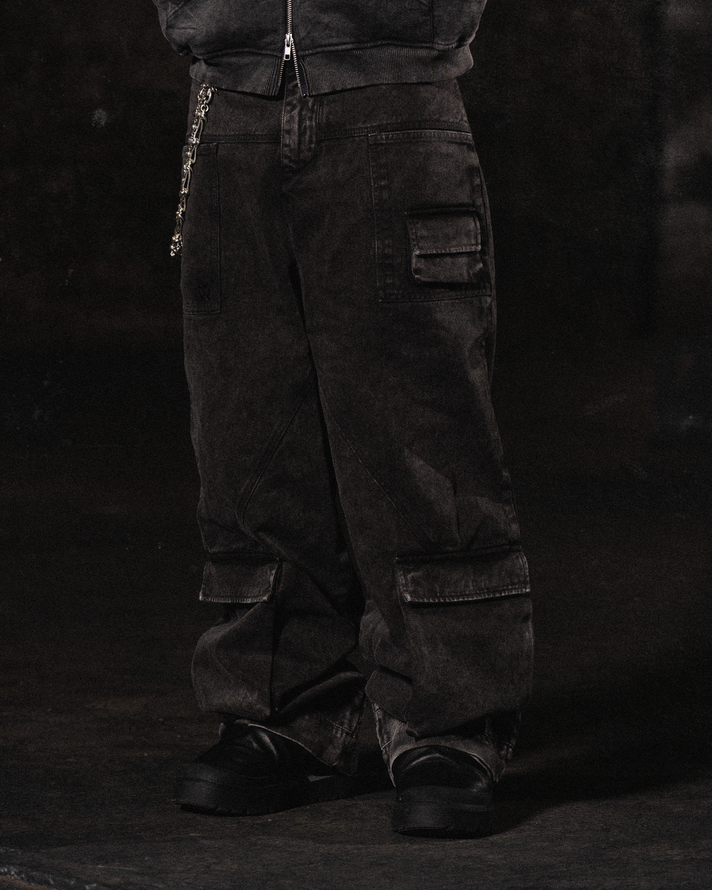 Bulky Cargo Pants