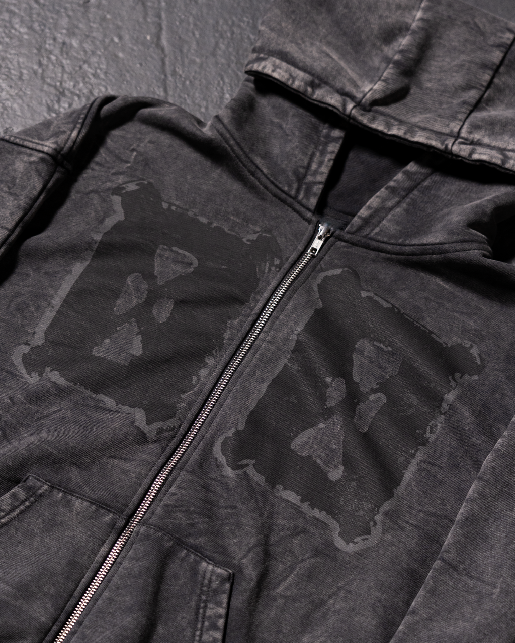 Dark Cut Zip-Hoodie